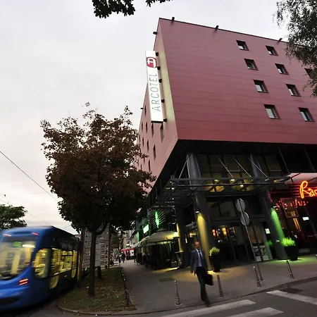 Canopy By Hilton Centre 4* Záhřeb